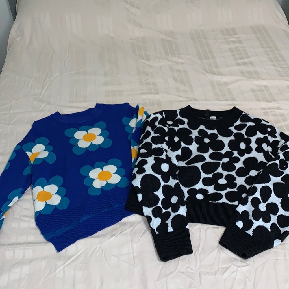 2 long sleeved flower sweaters